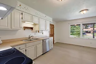 6601 Facchina Ln, Glenn Dale, MD 20769 - Photo 8