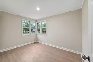 7905 Greenleaf Rd, Landover, MD 20785 - Photo 14