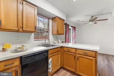 1008 Hanbury Court, Capitol Heights, MD 20743 - Photo 18