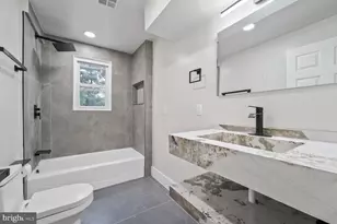 2908 Parkland Dr, District Heights, MD 20747 - Photo 10