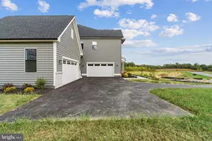 16502 Rolling Knls Ln, Upper Marlboro, MD 20774 - Photo 4