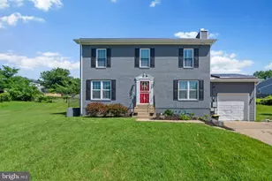 206 Royal Oak Cir, Landover, MD 20785 - Photo 2