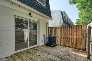 1842 Dutch Village, Landover, MD 20785 - Photo 24