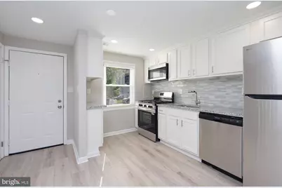 1842 Dutch Village #R-264, Landover, MD 20785 - Photo 4