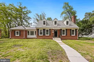 7004 40th Ave, Hyattsville, MD 20782 - Photo 2
