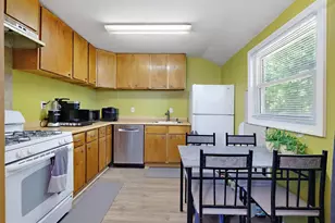 1206 Crisfield Dr, Oxon Hill, MD 20745 - Photo 12