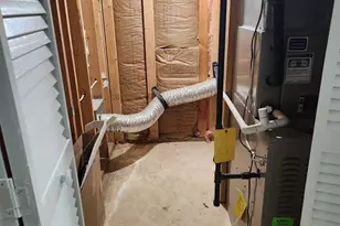 6204 E Hil Mar Cir, District Heights, MD 20747 - Photo 8