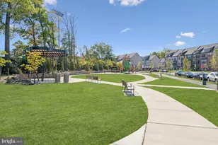 6067 Beake St, Hyattsville, MD 20782 - Photo 38