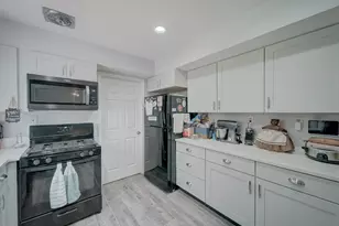 12805 Kendale Ln, Bowie, MD 20715 - Photo 20