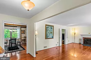 12128 Long Ridge Ln, Bowie, MD 20715 - Photo 6