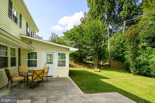 12128 Long Ridge Ln, Bowie, MD 20715 - Photo 36