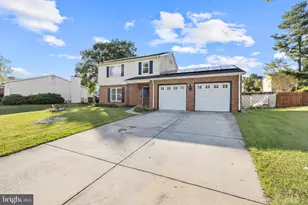 905 Faber Pl, Upper Marlboro, MD 20774 - Photo 2