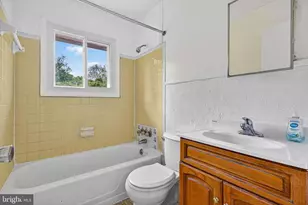 304 Cedarleaf Ave, Capitol Heights, MD 20743 - Photo 20