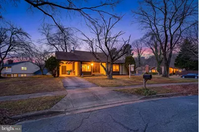 8801 Monmouth Drive, Upper Marlboro, MD 20772 - Photo 2