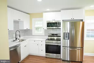 8300 Cathedral, New Carrollton, MD 20784 - Photo 36