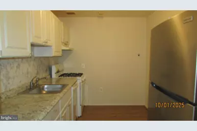 5206 Newton Street #202, Bladensburg, MD 20710 - Photo 4