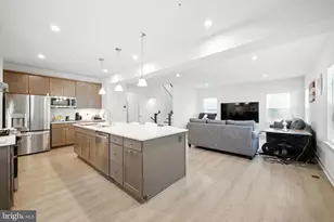 15513 Twin River Cir, Bowie, MD 20716 - Photo 4