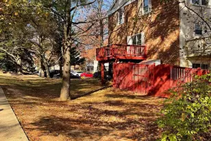 6901 Woodstream Ln, Lanham, MD 20706 - Photo 20