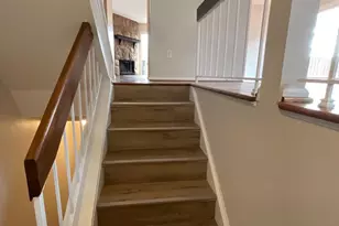 6901 Woodstream Ln, Lanham, MD 20706 - Photo 2