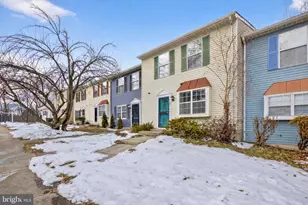 5707 Falkland Pl, Capitol Heights, MD 20743 - Photo 2