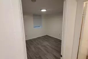 1909 Dutch Village Dr, Hyattsville, MD 20785 - Photo 6