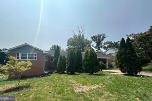 9226 Limestone Pl, College Park, MD 20740 - Photo 8