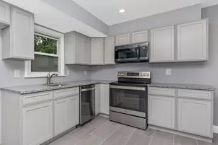 9226 Limestone Pl, College Park, MD 20740 - Photo 34