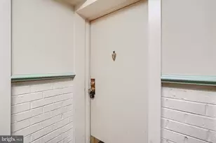 7722 Hanover Pkwy, Greenbelt, MD 20770 - Photo 2