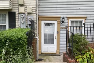 7308 Cipriano Springs Dr, Lanham, MD 20706 - Photo 2