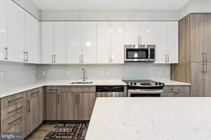 145 Riverhaven Dr, Oxon Hill, MD 20745 - Photo 8