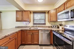 3521 Malec Ln, Bowie, MD 20715 - Photo 2