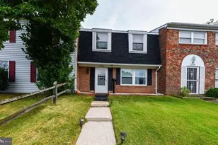 12702 Midwood Ln, Bowie, MD 20715 - Photo 2