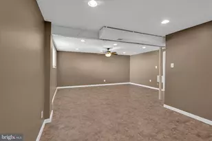 6812 Pepper St, Capitol Heights, MD 20743 - Photo 26