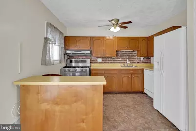 6812 Pepper Street, Capitol Heights, MD 20743 - Photo 10