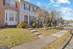 9613 Quiet Brook Ln, Clinton, MD 20735 - Photo 2