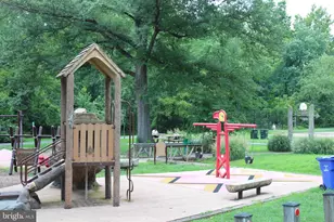 5702 Goucher Dr, College Park, MD 20740 - Photo 24