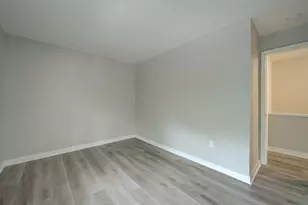 8001 Barlowe Rd, Landover, MD 20785 - Photo 28