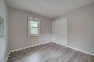 8001 Barlowe Rd, Landover, MD 20785 - Photo 22