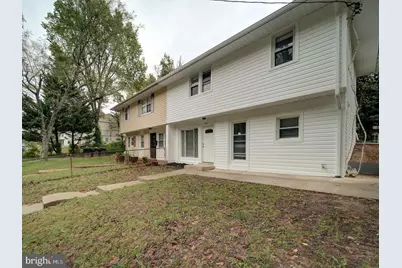 8001 Barlowe Road, Landover, MD 20785 - Photo 2