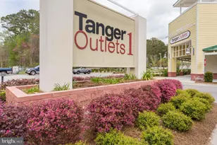 7906 Esther Dr, Oxon Hill, MD 20745 - Photo 94