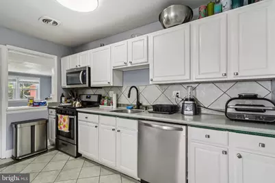 7100 Southlawn Drive, Oxon Hill, MD 20745 - Photo 8