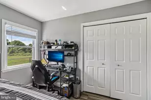 7100 Southlawn Dr, Oxon Hill, MD 20745 - Photo 14