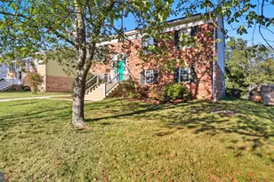 8136 Comet Dr, Fort Washington, MD 20744 - Photo 4