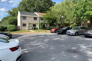 8622 Brae Brooke Dr, Lanham, MD 20706 - Photo 4