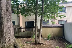 8622 Brae Brooke Dr, Lanham, MD 20706 - Photo 2