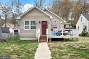 6519 Woodland Rd, Suitland, MD 20746 - Photo 2