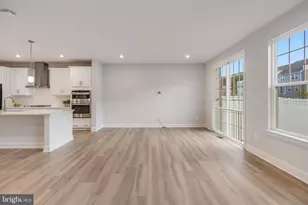 10835 Foxtrot Cir, Upper Marlboro, MD 20772 - Photo 12