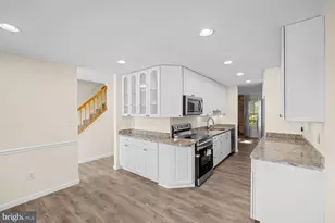 8493 Snowden Oaks Pl, Laurel, MD 20708 - Photo 4