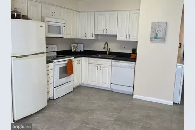 6924 Hanover Parkway #101, Greenbelt, MD 20770 - Photo 12