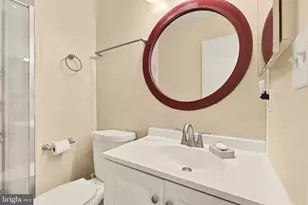 6703 Bonnett Ct, Laurel, MD 20707 - Photo 14